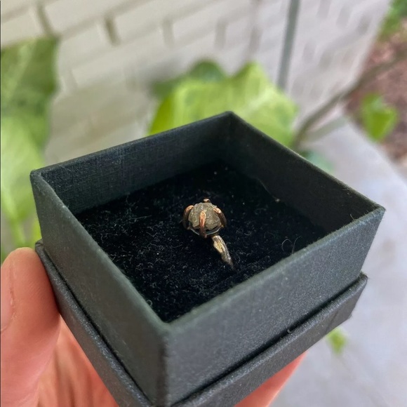 14k white gold and rose gold raw diamond ring